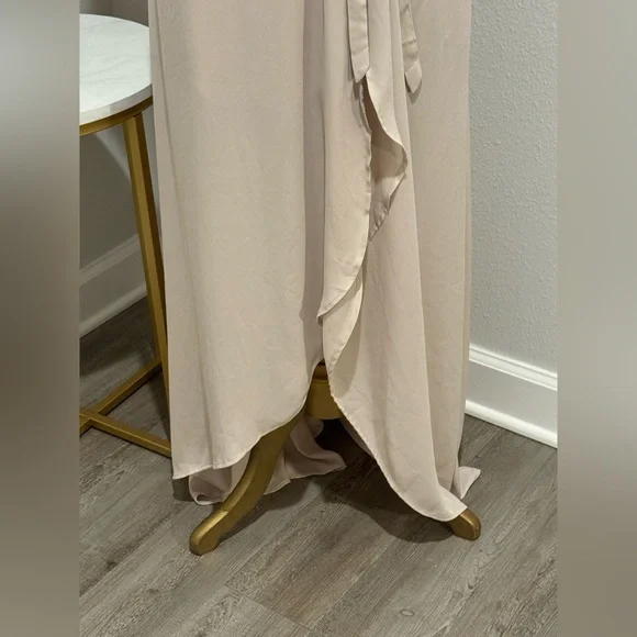 NEW Show Me Your Mumu Sophia Wrap Short Sleeve Bridesmaid Dress Beige Size Small - Picture 9 of 16